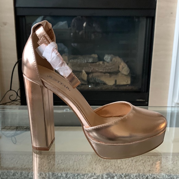 NIB New Britte Rosegold Platform Pumps, 8.5 - Picture 4 of 6
